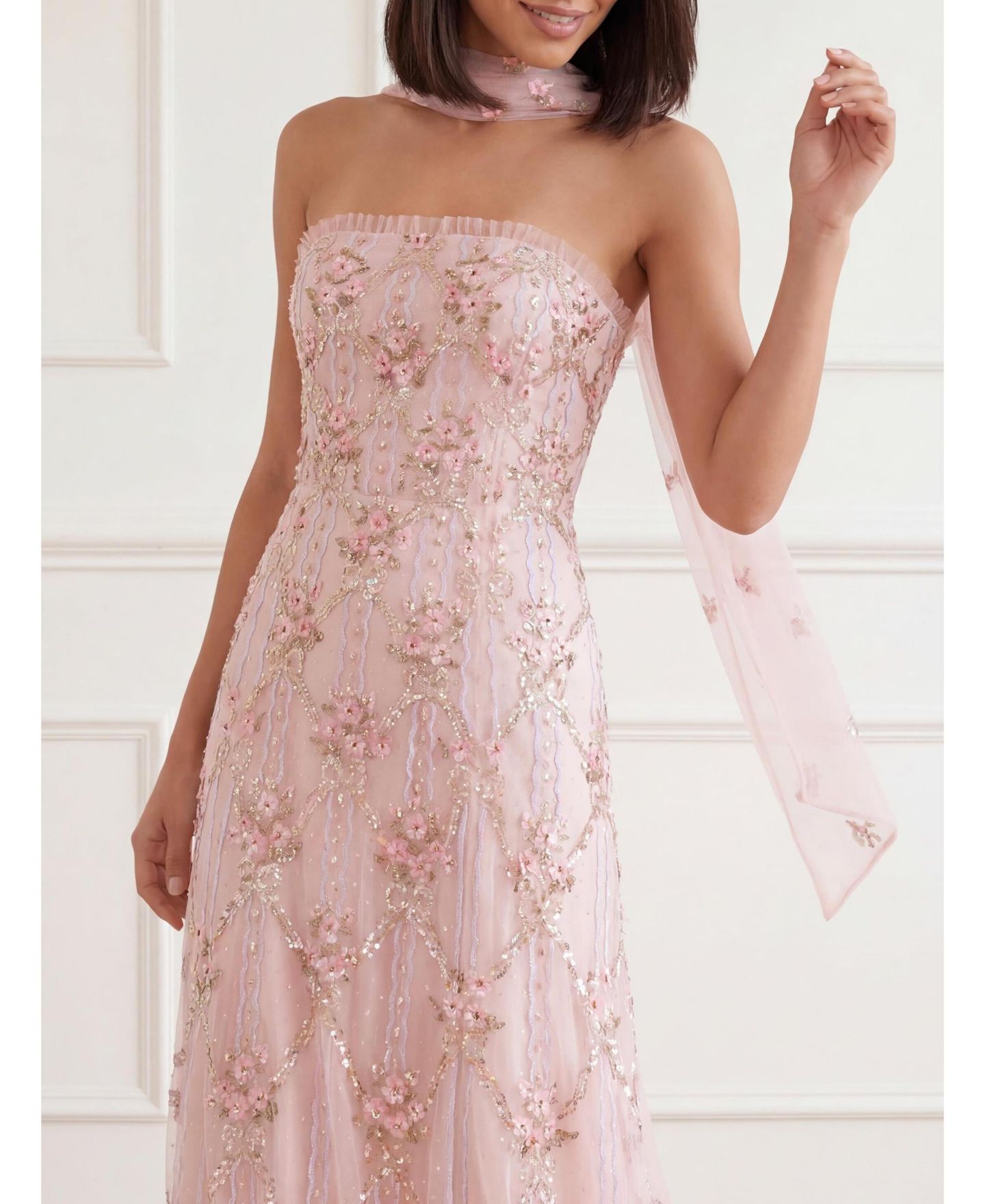 Женское платье Needle & Thread Lovers Lace Strapless Embellished Evening Gown, цвет: Сумеречный розовый — фото 4