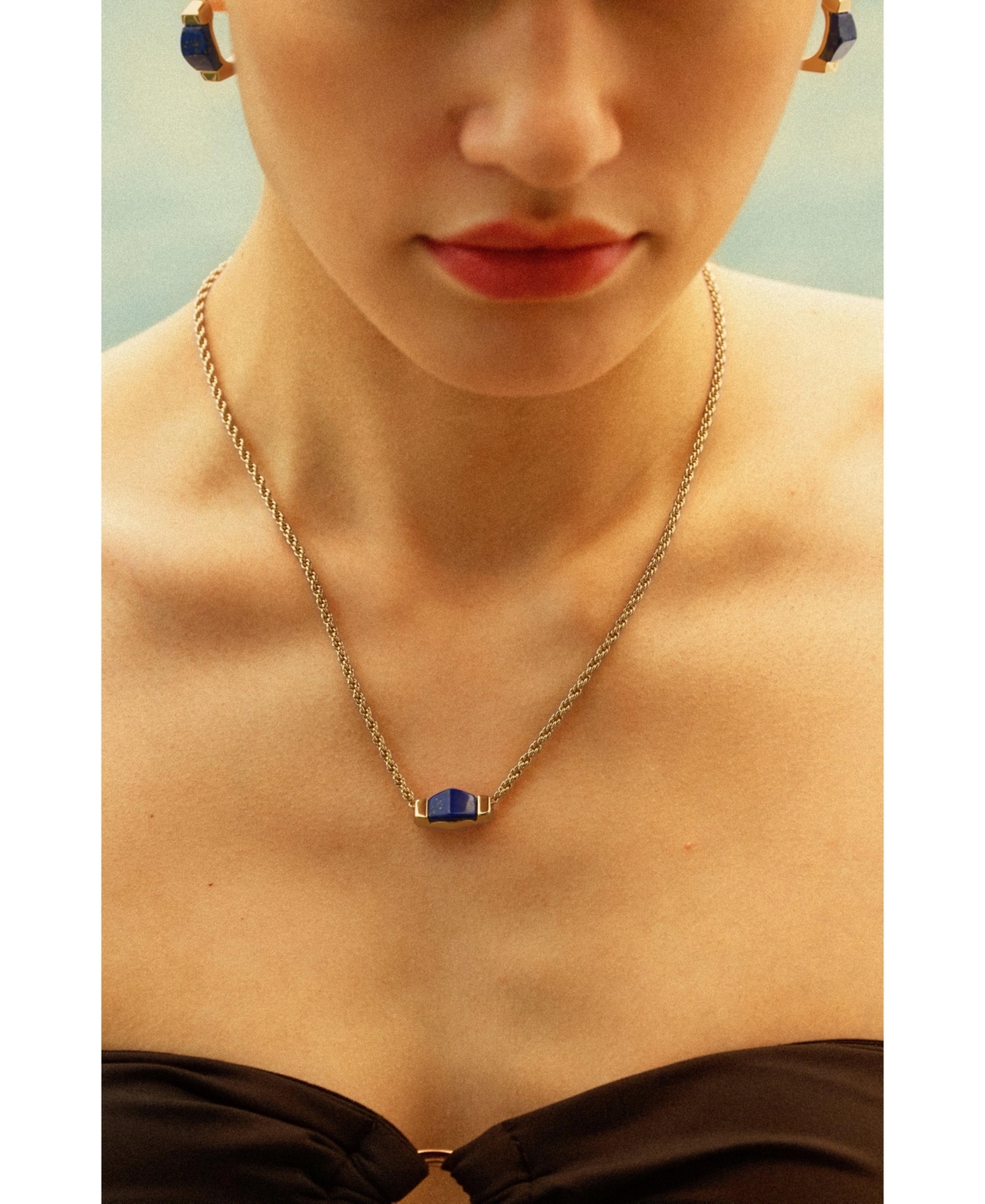 Retro Chic Ishtar Goddess Pendant Necklace