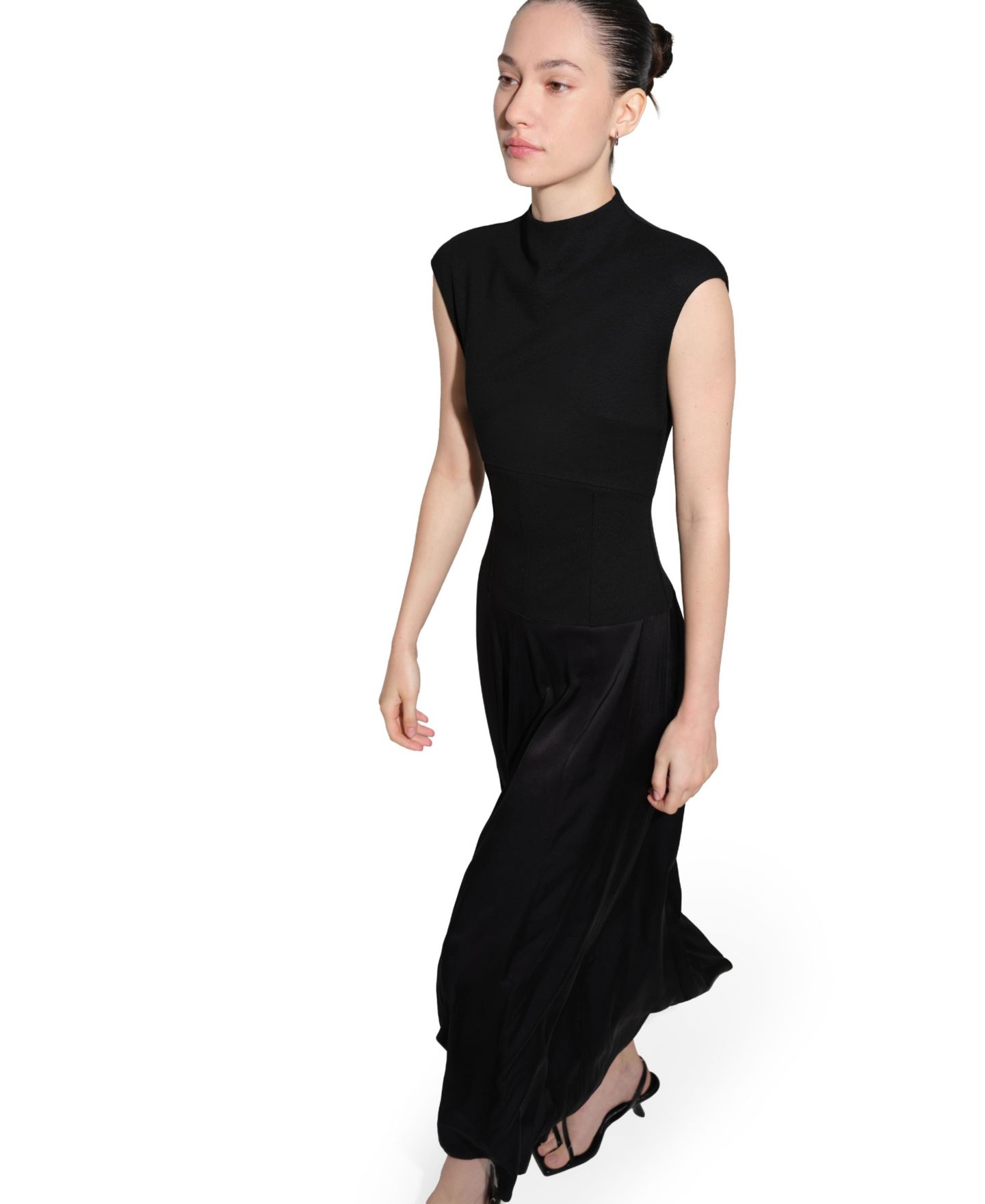 Женское платье Marcella Haru High-Neck Drop-Waist Maxi, цвет: Чёрный — фото 6