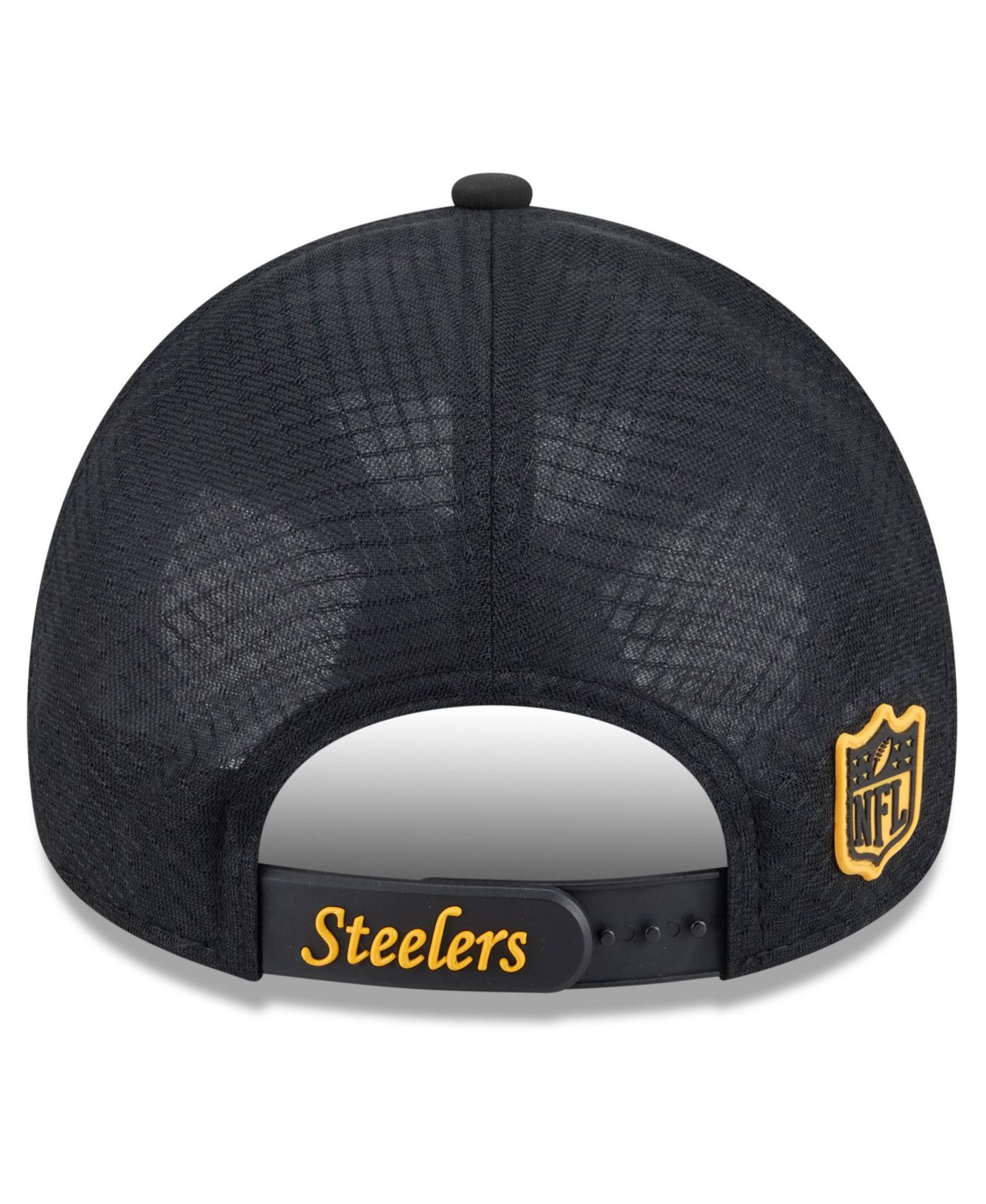 Мужская кепка New Era Black Pittsburgh Steelers 2026 Sideline Throwback Apex 9FORTY Adjustable Trucker Hat — фото 3
