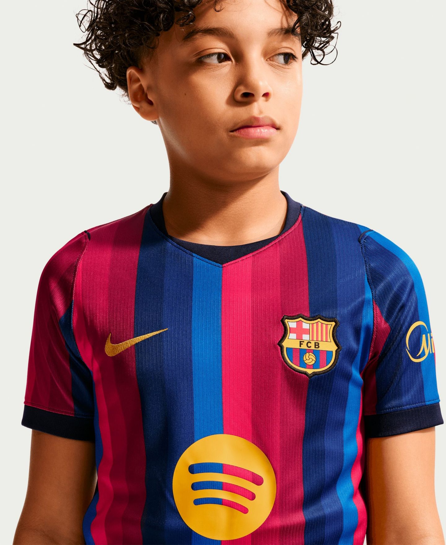 Детское джерси Nike Big Boys and Girls Red Barcelona 2026/27 Home Stadium Replica Jersey, цвет: Красный — фото 5