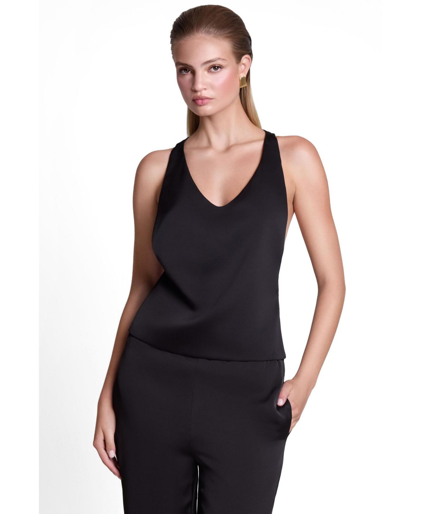 Женский топ LEAU Suri Plunge Satin Racerback, цвет: Чёрный — фото 3
