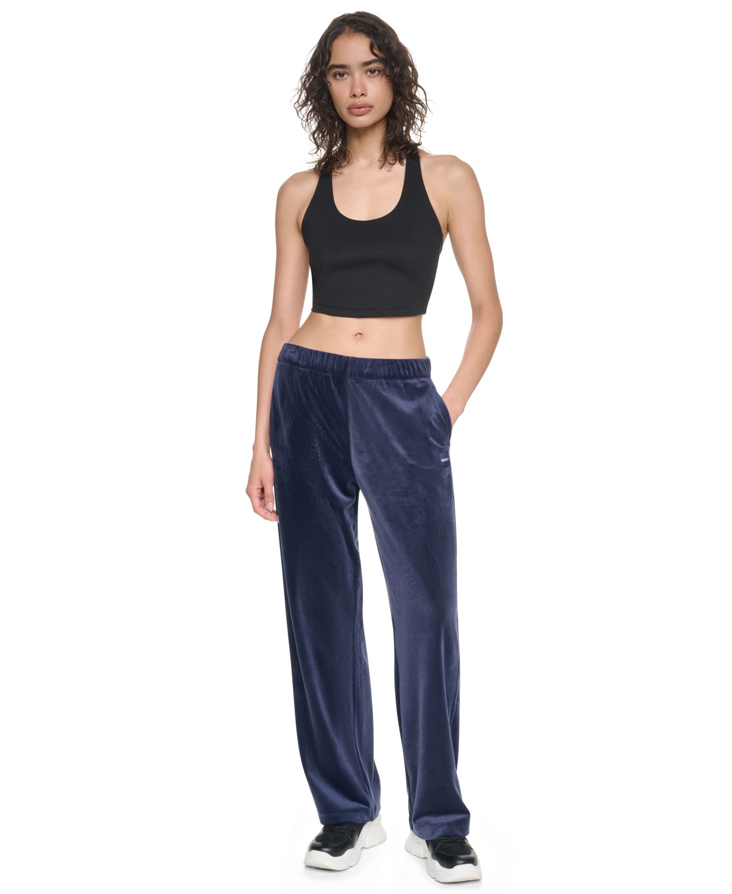 Женские брюки DKNY Sport High-Rise Ribbed Super-Soft Velour Straight Leg, цвет: Чёрный — фото 12