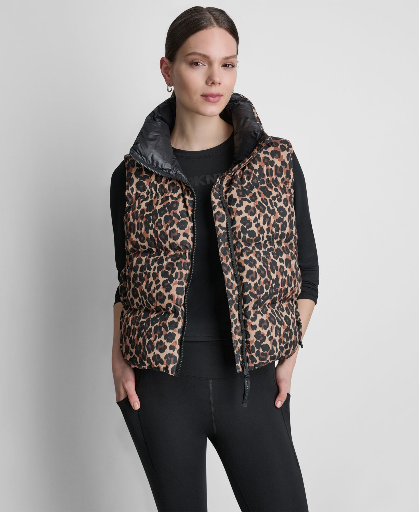Женский жилет DKNY Sport Puffer Animal-Print, цвет: Cheetah — фото 4