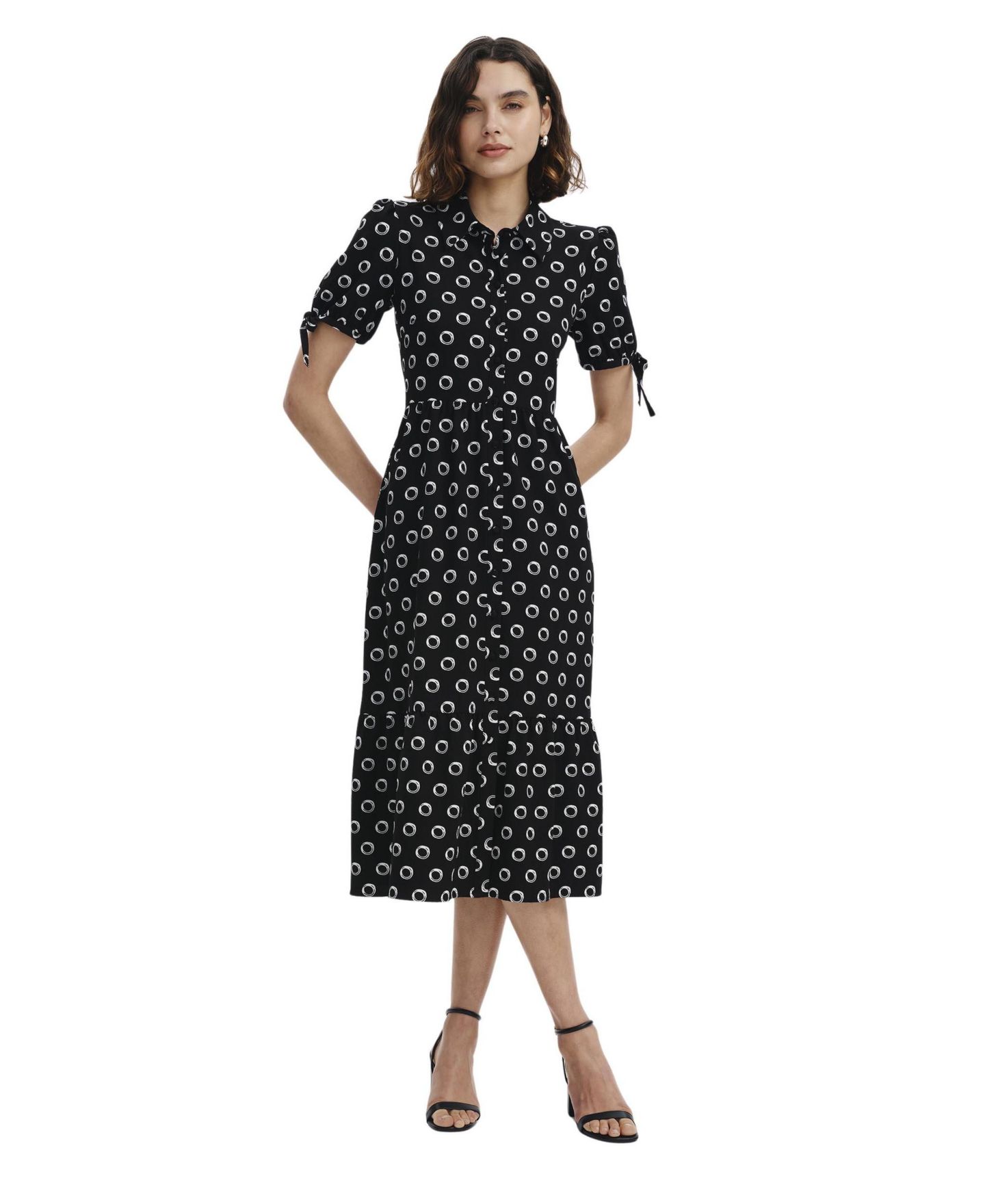 Женское платье Finery London Estee Tiered Polka-Dot Print Midi Shirt Dress, цвет: Чёрный — фото 4