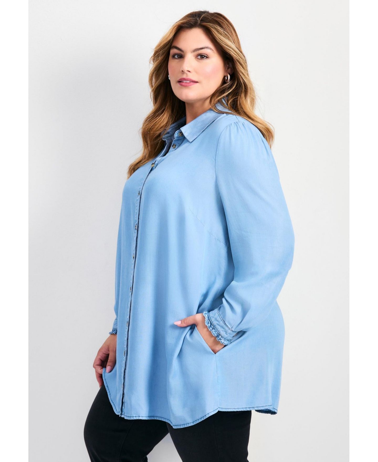 Женская рубашка Avenue Plus Size Sia Chambray, цвет: Шамбре — фото 4