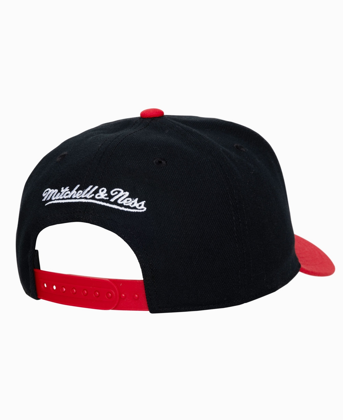 Mitchell & Ness Men's Philadelphia 76ers Legendary Away Pro-Pinch Adjustable Baseball Cap