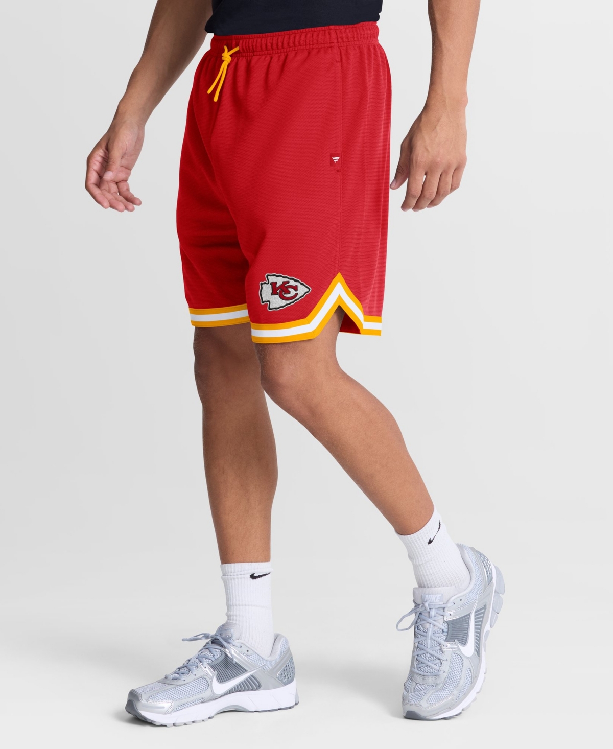 Fanatics Men's Kansas City Chiefs Fearless Drive Pique-Mesh Shorts, 7" Inseam