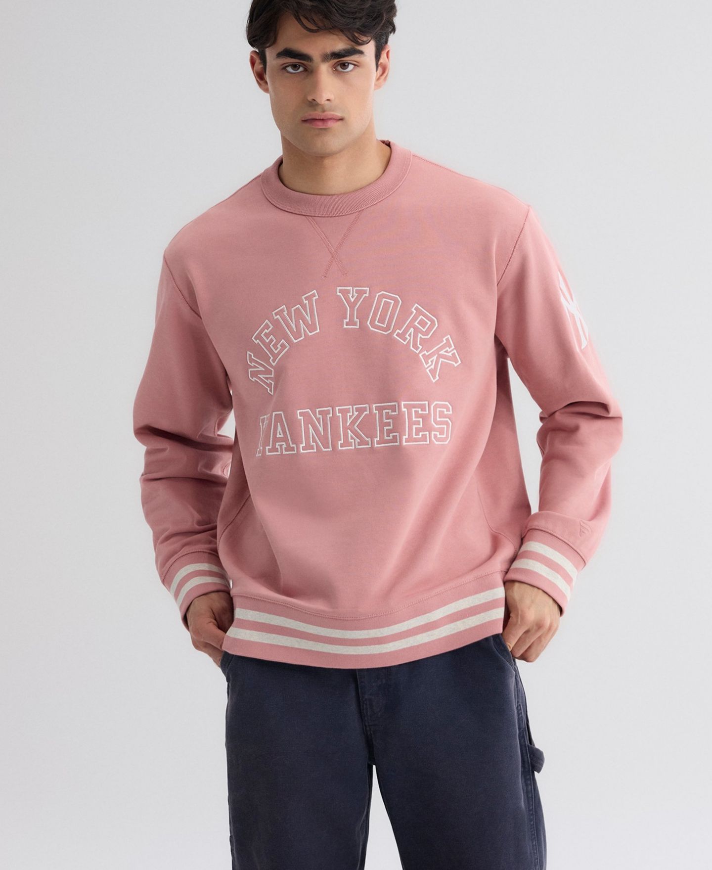 Мужская толстовка Fanatics New York Yankees Iconic Collection Relaxed-Fit Pullover Crewneck — фото 7