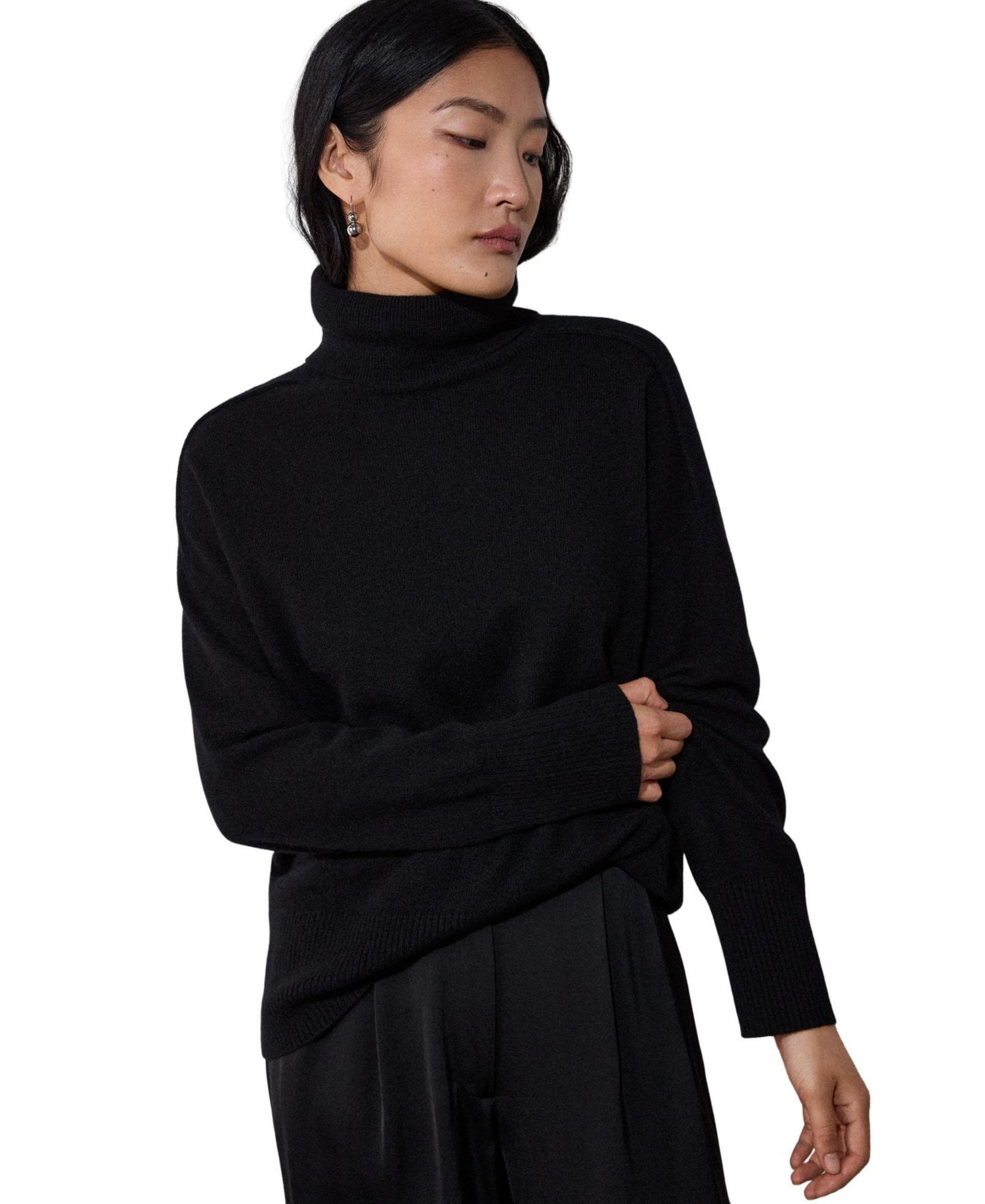 Women's Cashmere Turtleneck Sweater