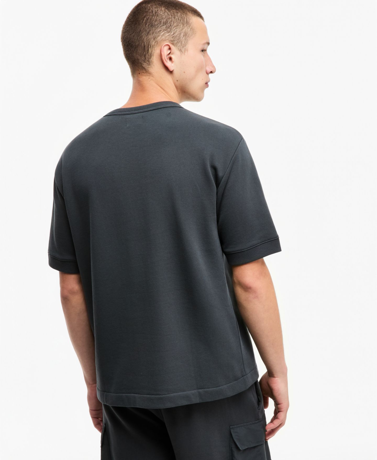 Мужская футболка Mode of One Relaxed-Fit Flap Pocket, цвет: Чёрный песочный — фото 4