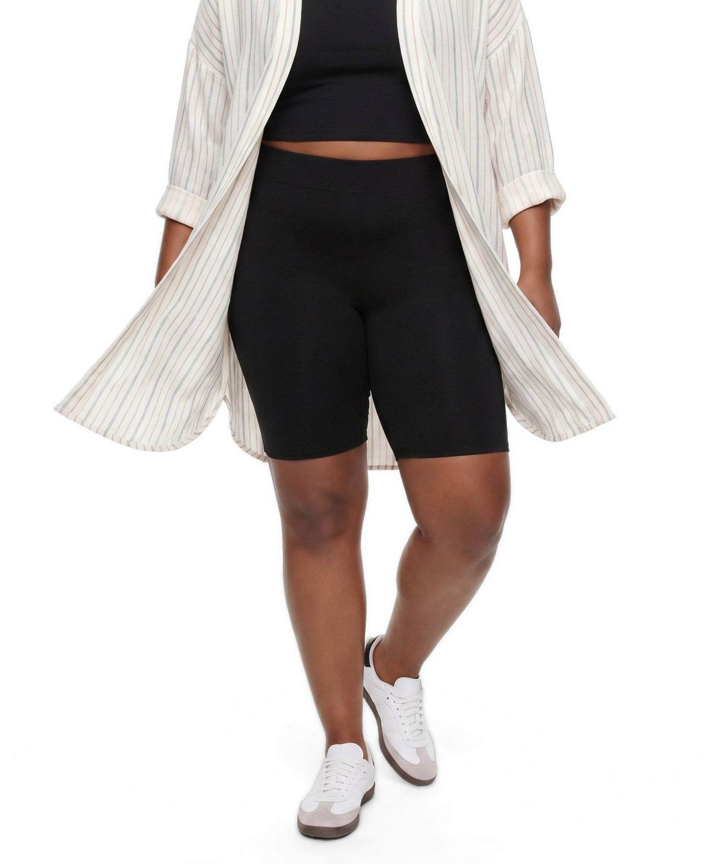 Женские шорты Torrid Plus Size High-Waisted 4-way Stretch Bike Shorts with Pockets, 11" Inseam, цвет: Глубокий чёрный — фото 2