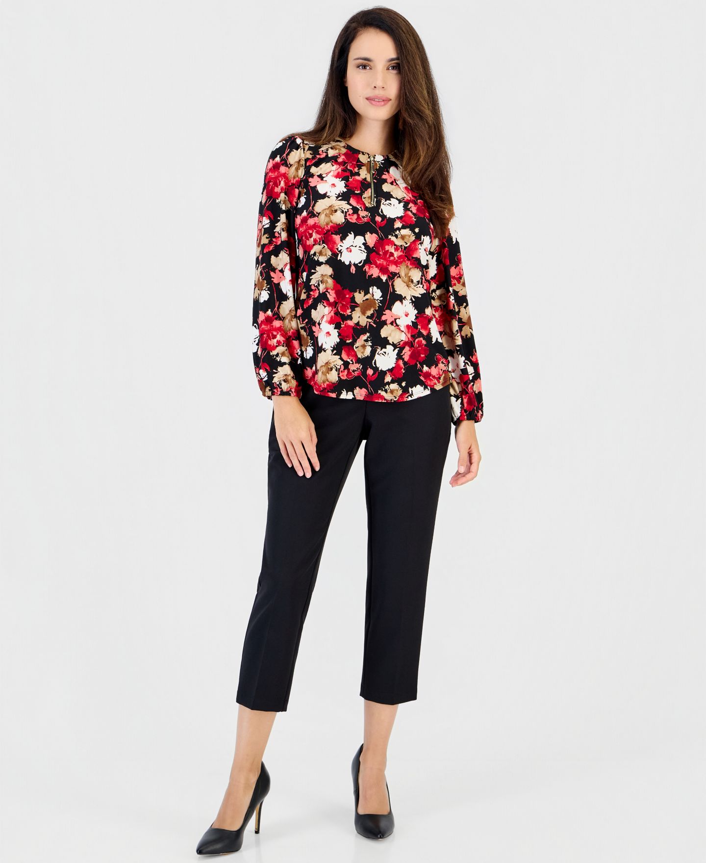 Женская блузка Anne Klein Essentials Petite Floral-Print Long-Sleeve, цвет: Чёрный разноцветный — фото 2