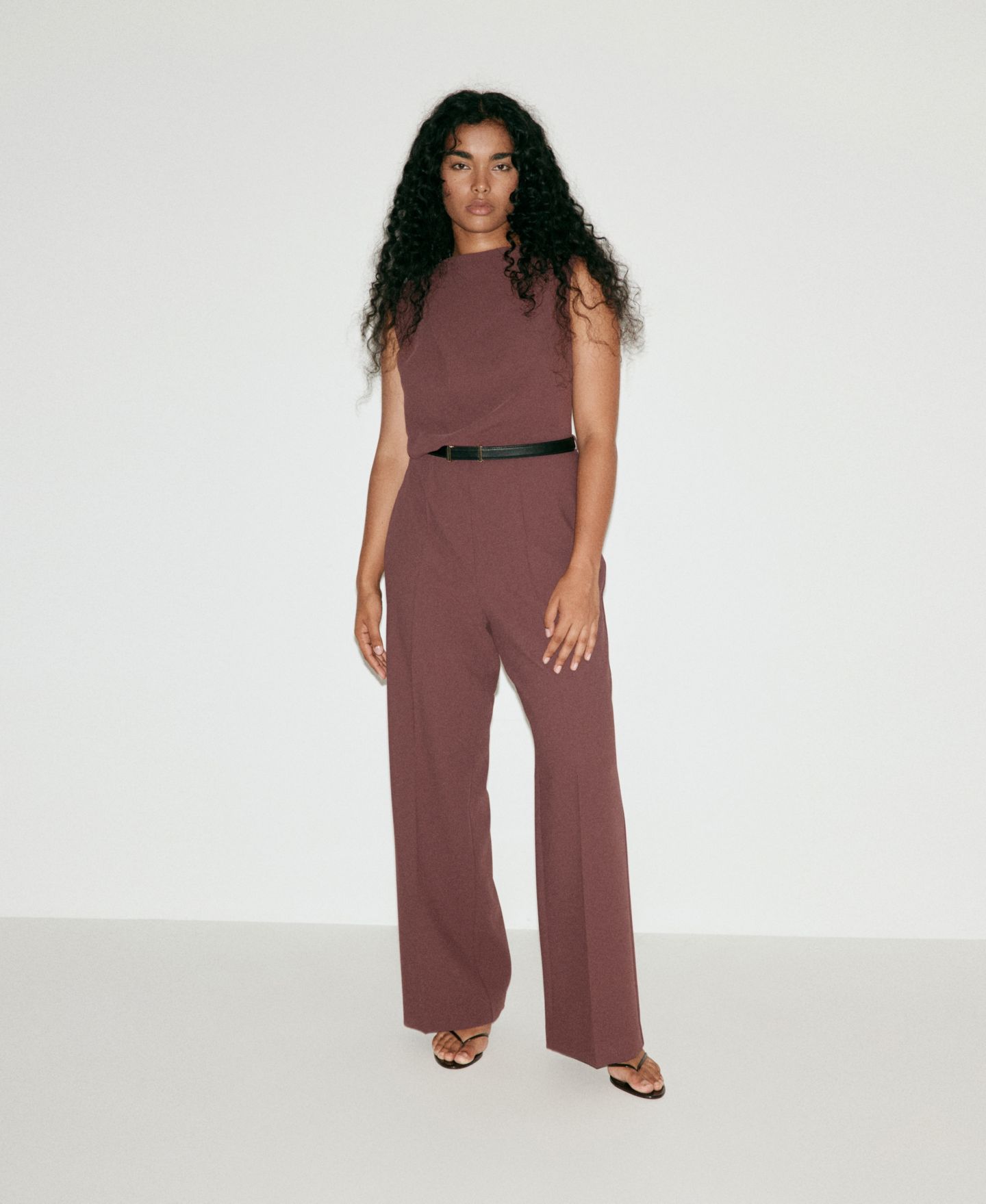 Женский комбинезон MANGO Wide-Leg Belted Sleeveless Jumpsuit, цвет: Коричневый — фото 4