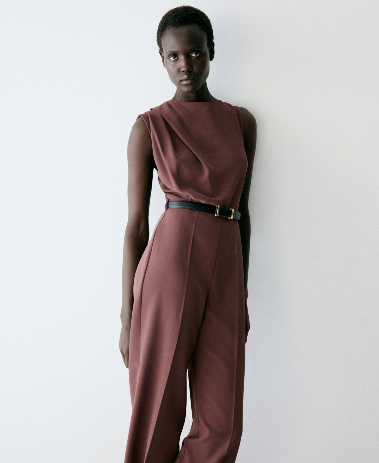 Женский комбинезон MANGO Wide-Leg Belted Sleeveless Jumpsuit, цвет: Коричневый — фото 9