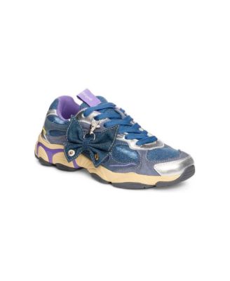 Women's low-top sneakers