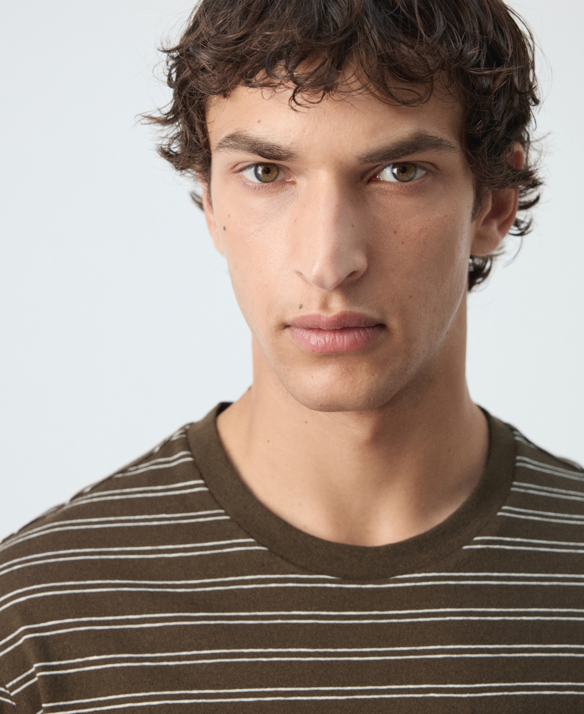 Mango Men's Crew Neck Stripe Cotton-Linen Blend T-Shirt