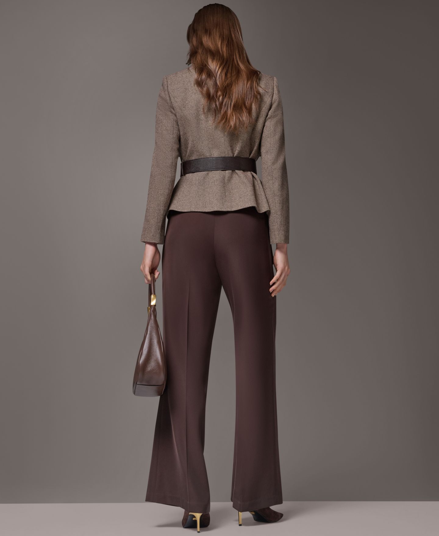 Женский пиджак Donna Karan New York Women Cropped Shoulder-Padded Belted Blazer, цвет: Тёмно-коричневый / Золотой — фото 13