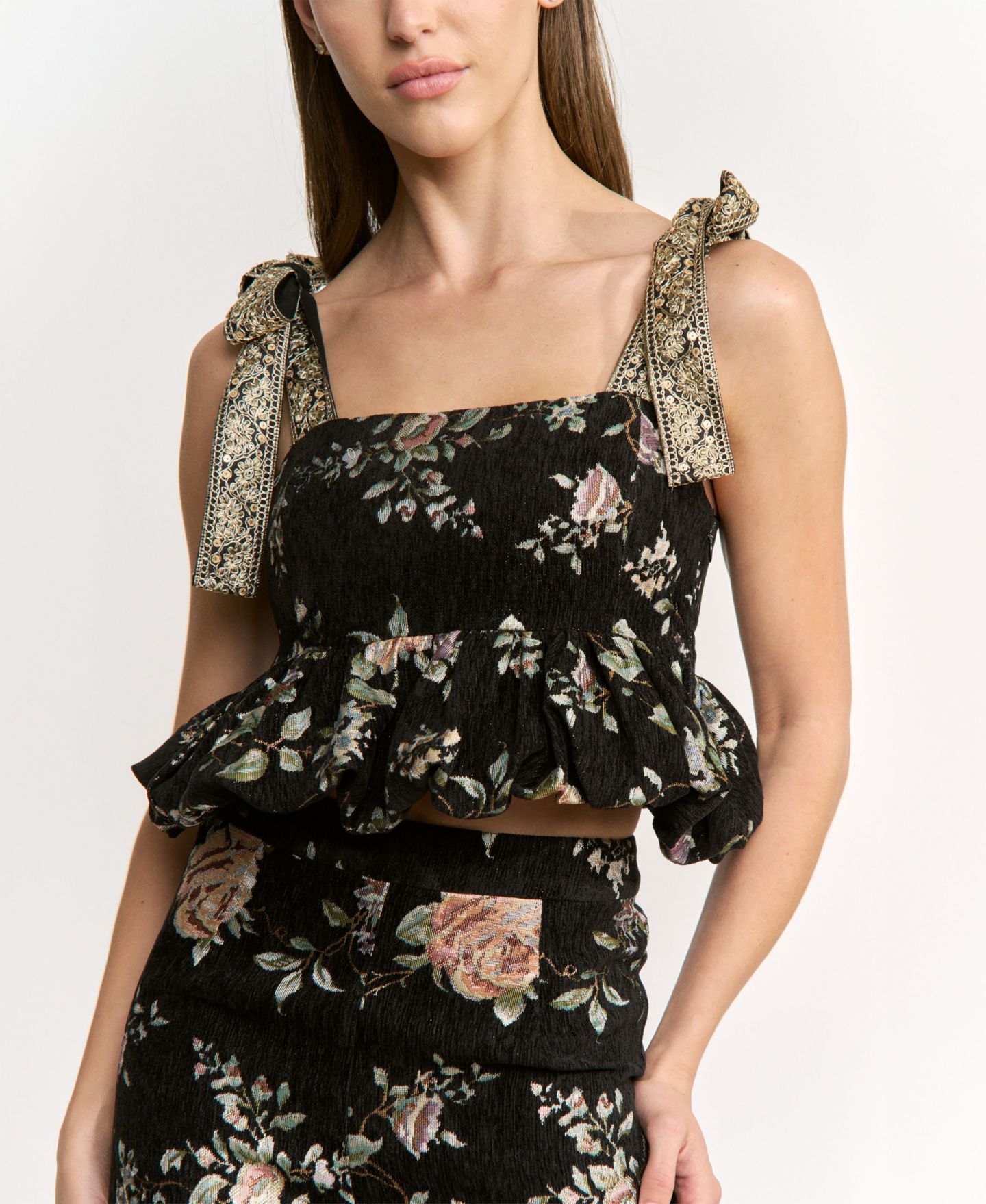 Женский топ En Saison Jasmine Floral-Print Square Neck Crop, цвет: Чёрный разноцветный — фото 4