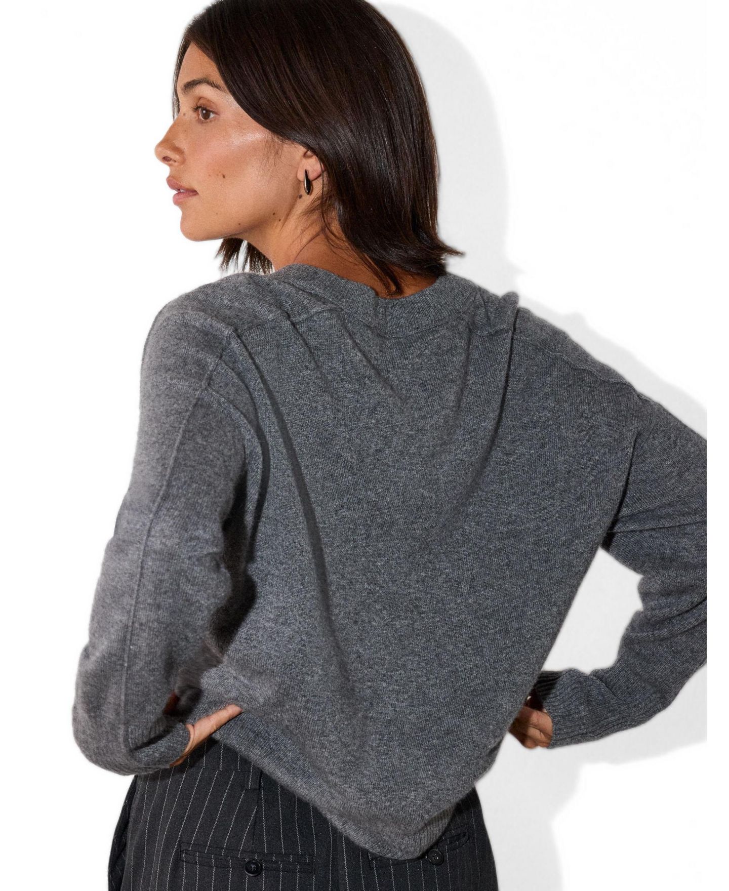 Женский свитер Whistles Cashmere V-Neck Relaxed-Fit Jumper, цвет: Серый меланжевый — фото 3