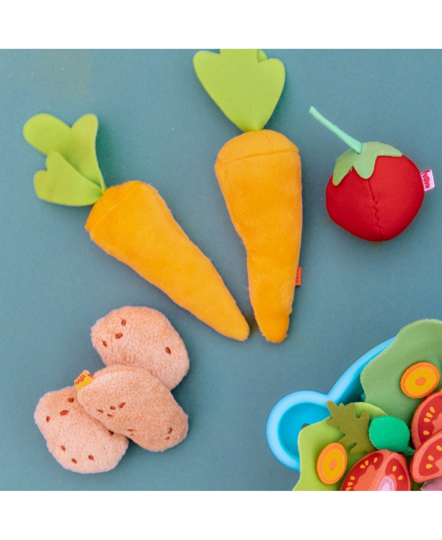 Детские игрушки Haba Biofino Vegetable Basket Soft Play Food 8-Piece Set, Ages 3+, цвет: Open Miscellaneous — фото 4