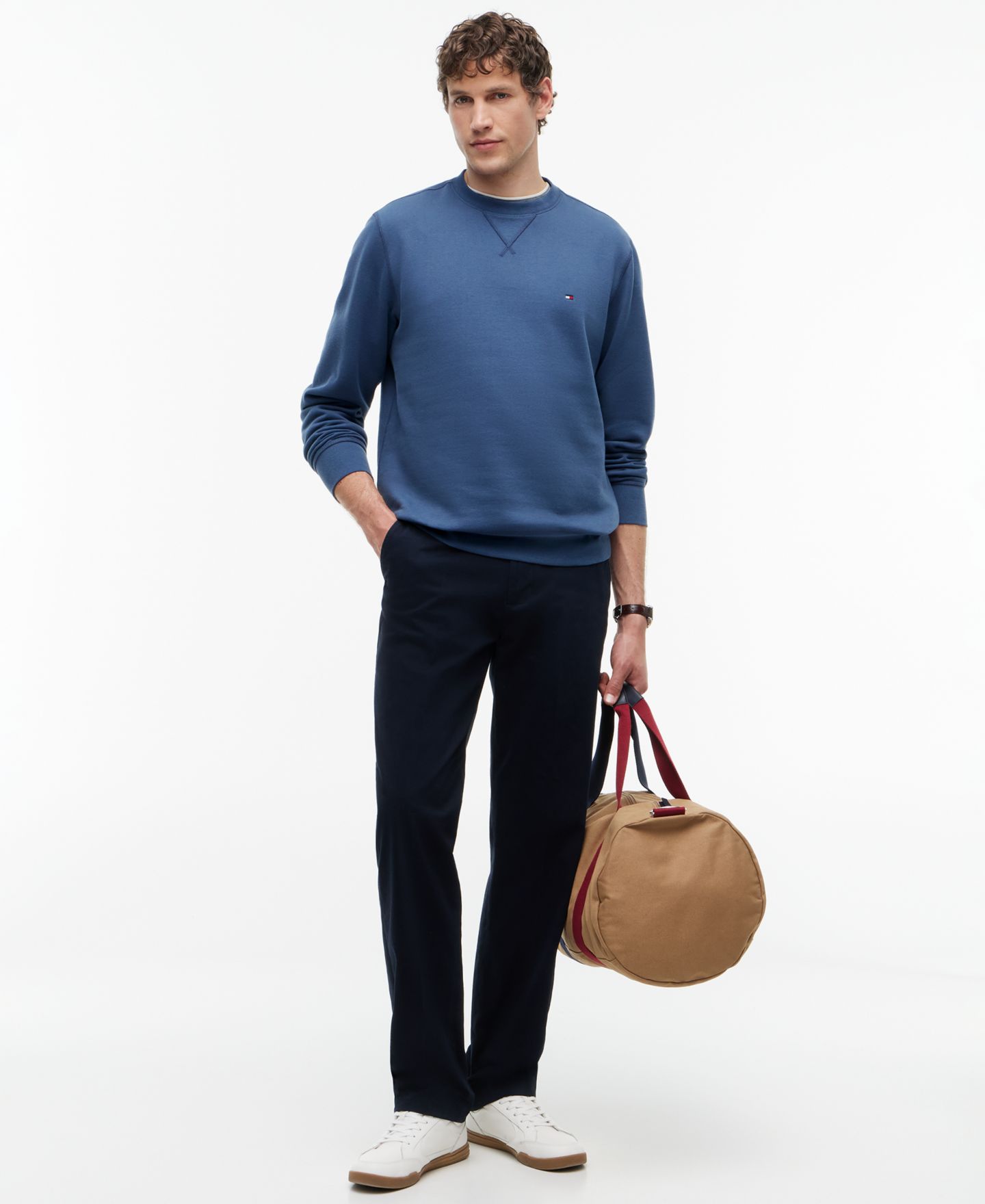 Мужские толстовки Tommy Hilfiger Essential Fleece Crewneck Regular-Fit, цвет: Морской — фото 2