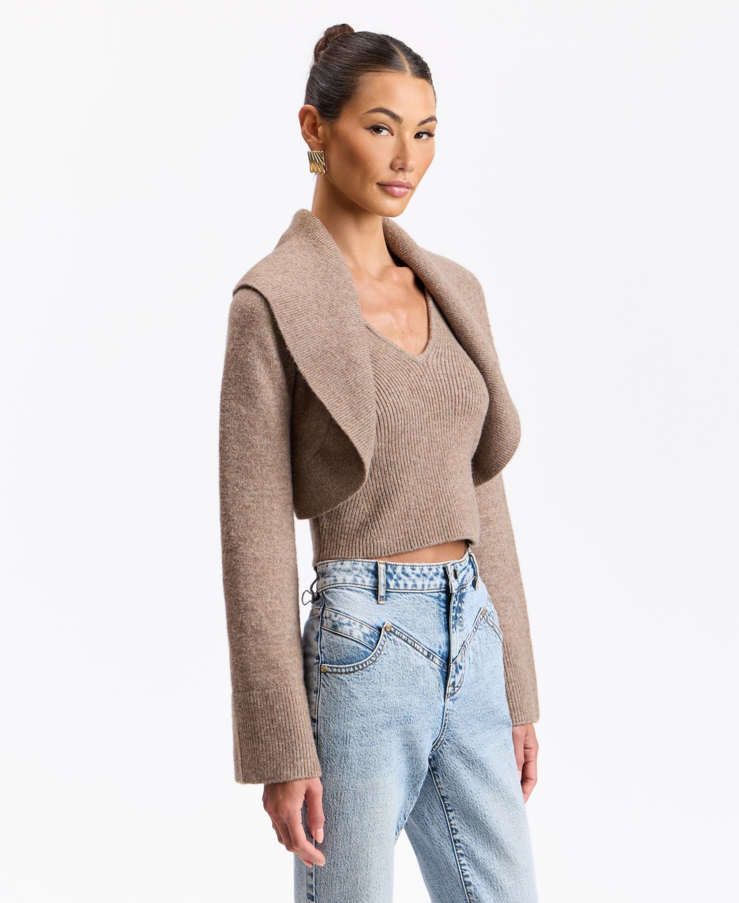Женские болеро Avec Les Filles Oversized Shawl-Collar Cropped Shrug, цвет: Серо-бежевый — фото 11