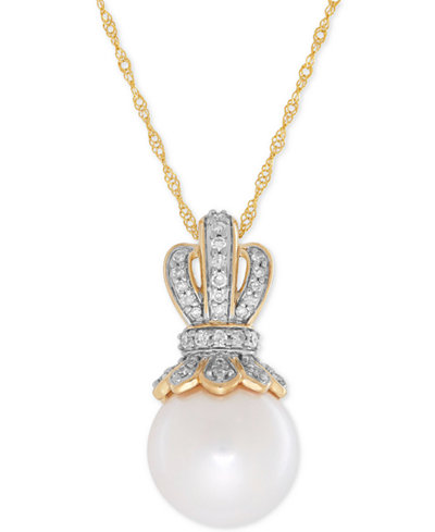 Honora Style Freshwater Pearl (10mm) and Diamond (1/8 ct. t.w.) Pendant Necklace in 14k Gold