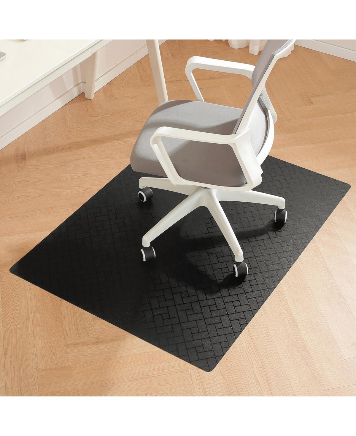 Danrong Clear Vinyl Chair Mat Rectangle Protector For Rolling Chairs Desk Easy Clean Cuttable