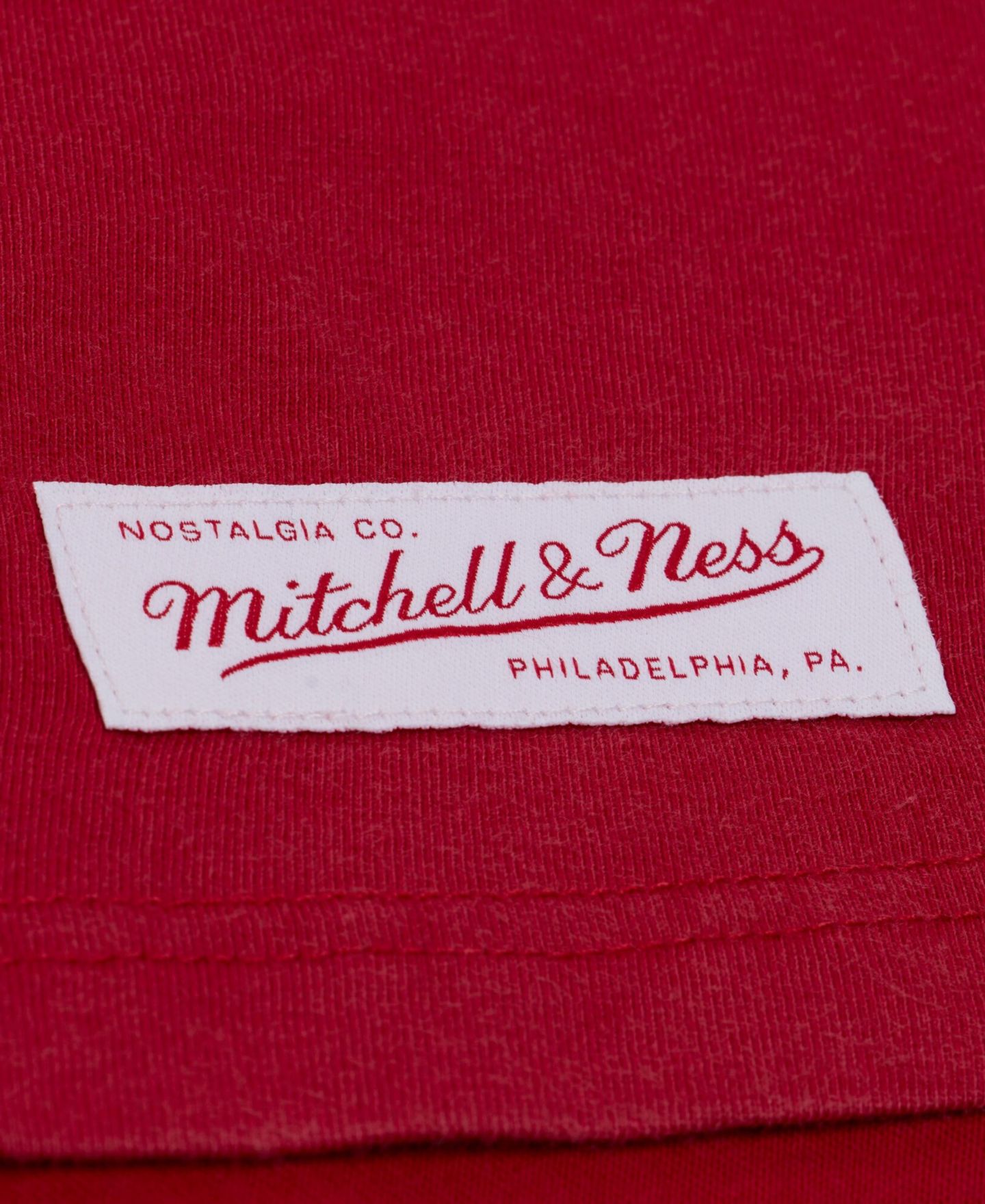 Мужская футболка Mitchell & Ness Scarlet Kansas City Chiefs Core Essentials Micro Logo — фото 4