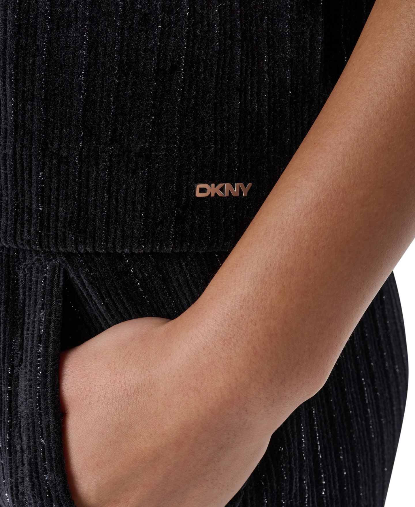 Женская футболка DKNY из люрекса и бархатного трикотажа с коротким рукавом-дольман, цвет: Чёрный — фото 7