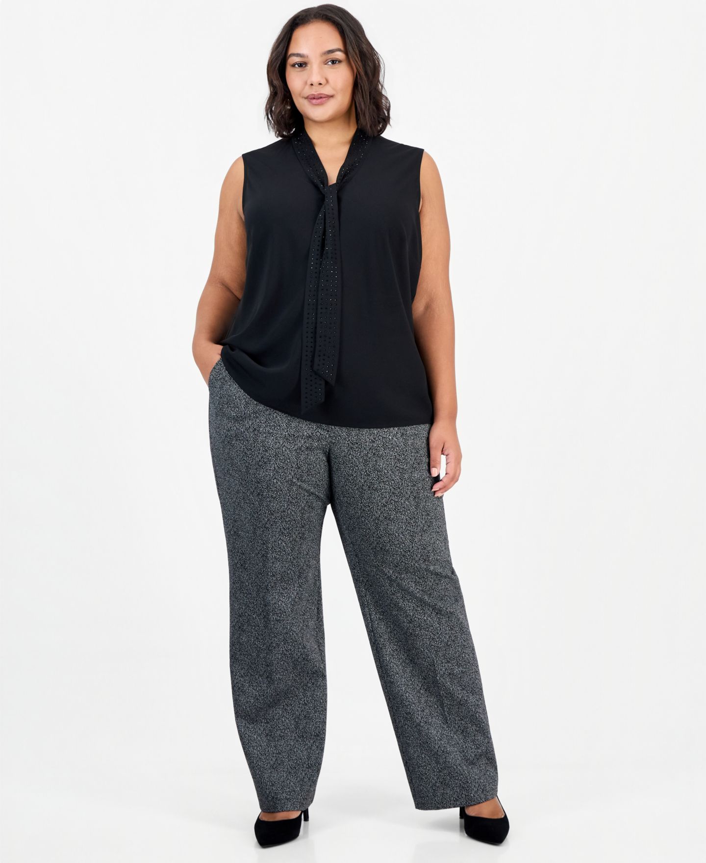 Женская блузка Kasper Plus Size Audrey Sleeveless Tie Front, цвет: Чёрный — фото 2
