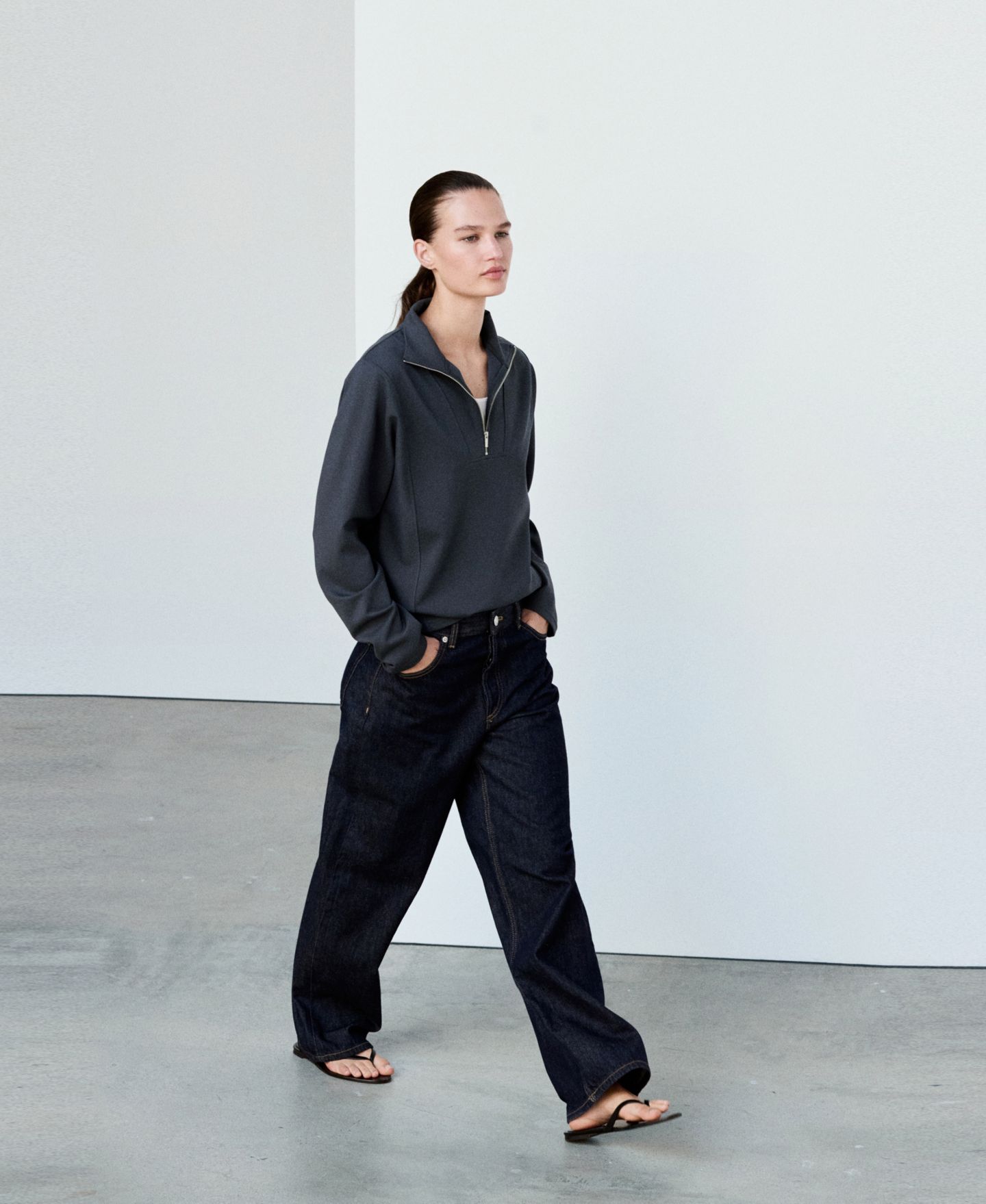 Женские толстовки MANGO Turtleneck Zip Viscose-Blend, цвет: Синий — фото 4
