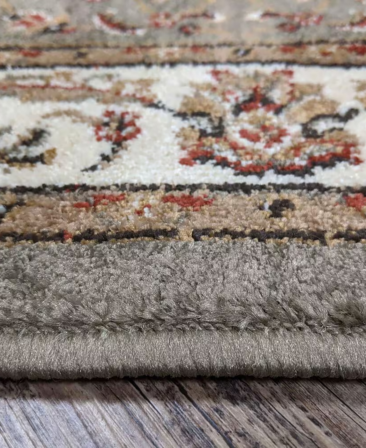Closeout! Km Home Pesaro Isfahan Sage 3'3" x 4'11" Area Rug