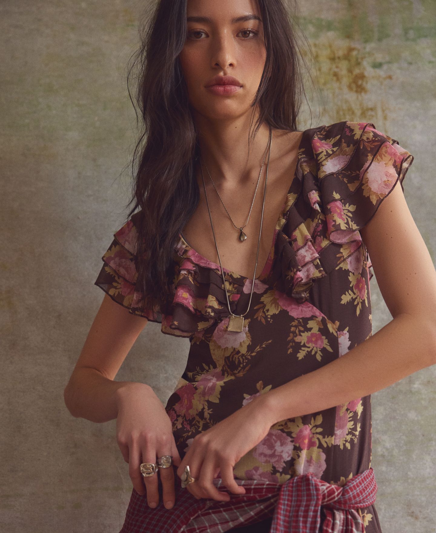 Женское платье Free People Forsythia Maxi Floral-Print Short-Sleeve V-Neck, цвет: Глубокий комбинированный — фото 5