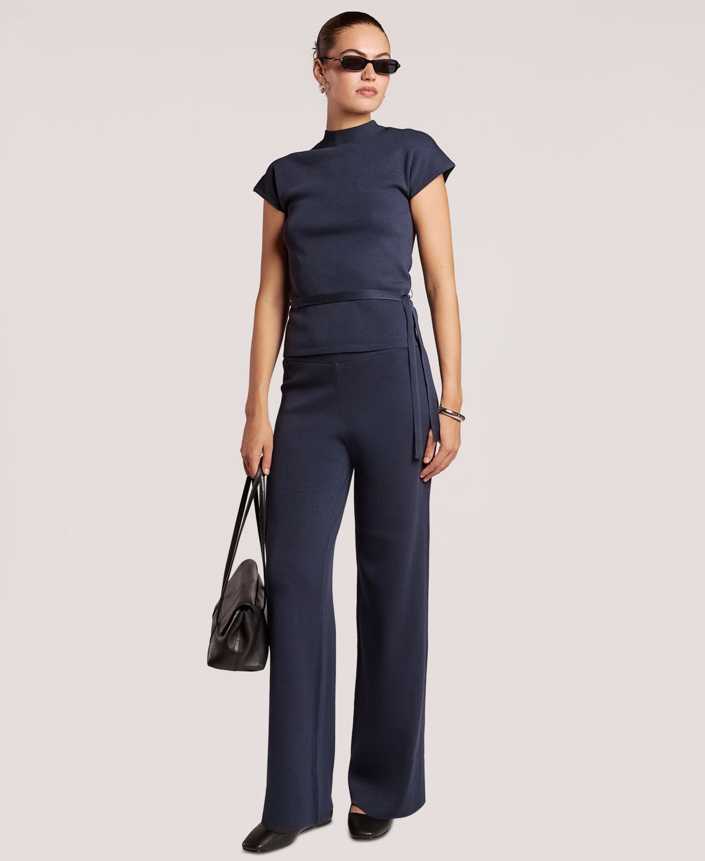 Женская футболка 4th & Reckless Mirabelle Mock Neck Self-Tie Belt Viscose-Blend, цвет: Тёмно-синий — фото 2