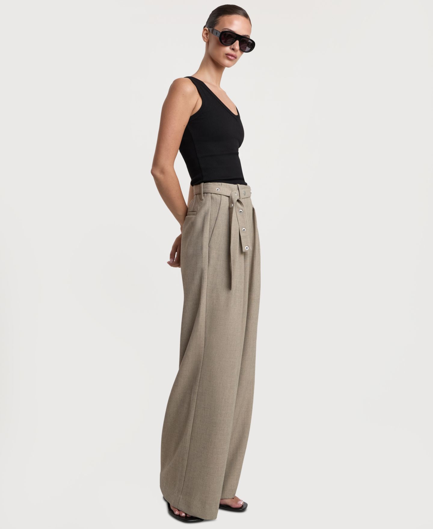 Женские брюки 4th & Reckless Eleonora Wide-Leg Pleated High-Rise, цвет: Серый — фото 4