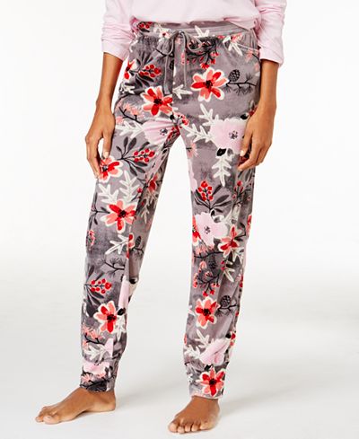 Hue Printed Velour Cuffed Pajama Pants