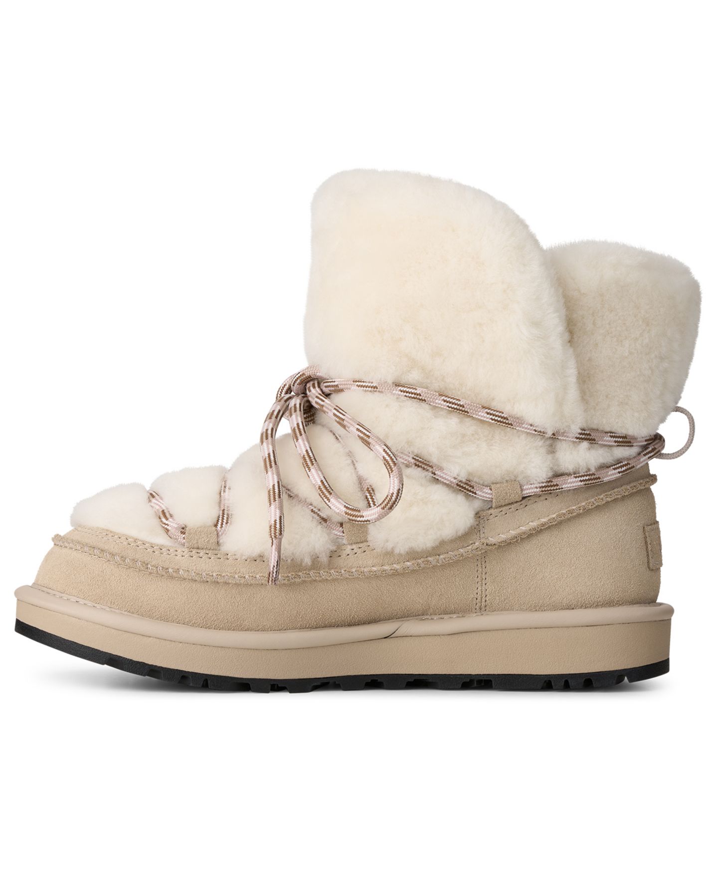 Женские ботинки UGG® Classic Tread Fluffed Sheepskin Lace-Up, цвет: Moonlight — фото 6
