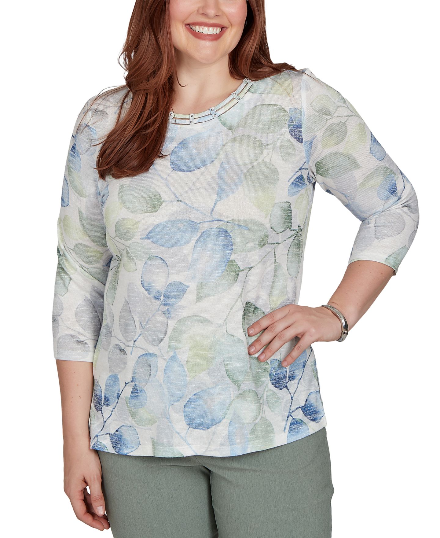 Женский топ Alfred Dunner Petite Provence Watercolor Leaf Print 3/4 Sleeve, цвет: Синий разноцветный — фото 3
