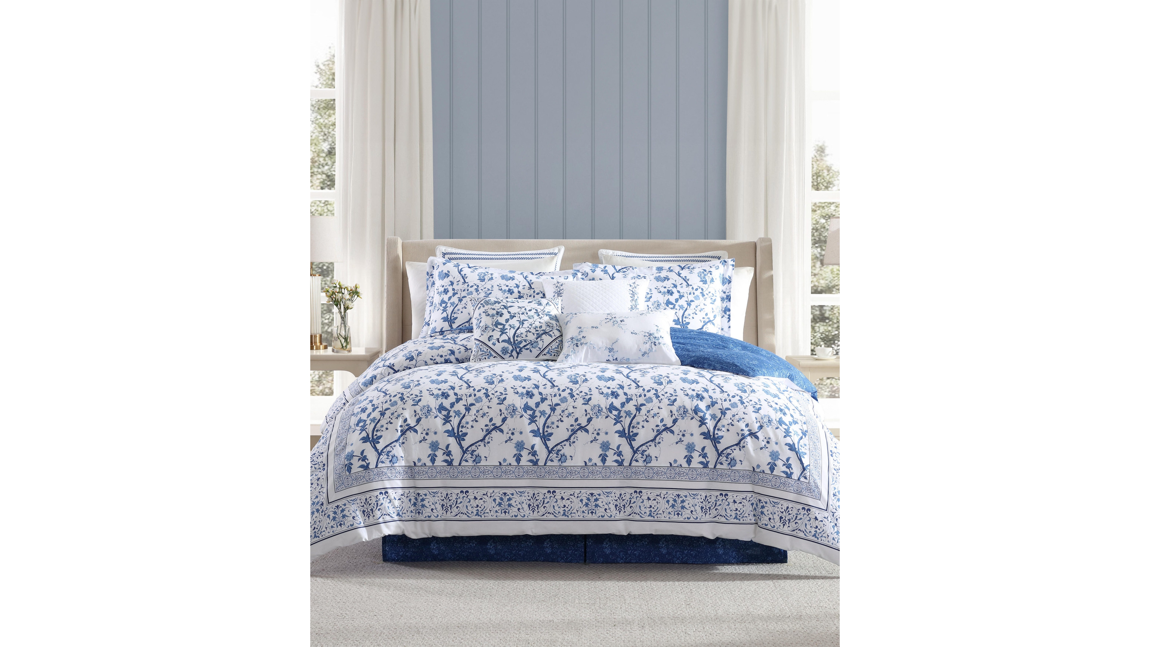 Laura Ashley Charlotte Cotton Reversible 4 Piece Comforter Set, King