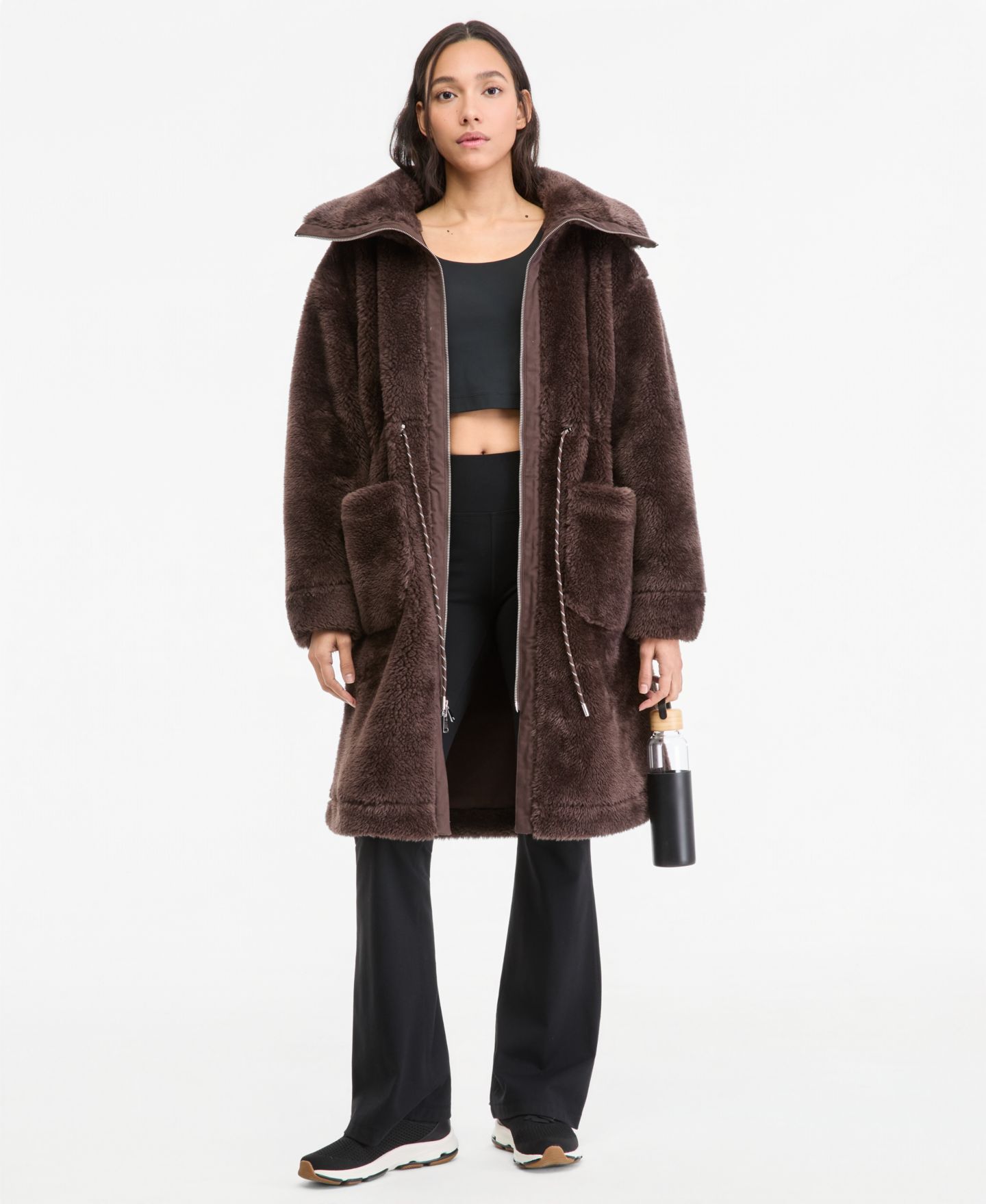 Женская куртка ID Ideology Faux Fur Sherpa Mid-Length, цвет: Brownie — фото 2