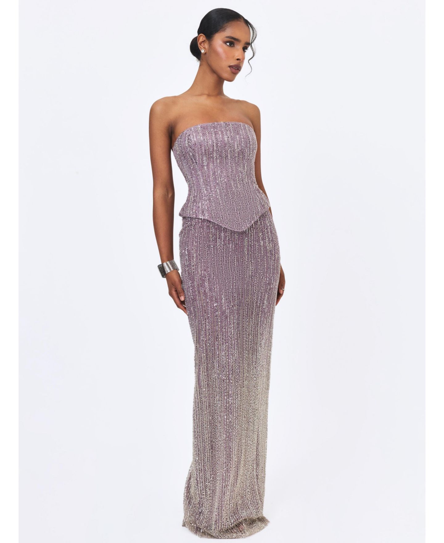 Женские платья Miss Circle Tosca Strapless Beaded Maxi Gown, цвет: Фиолетовый — фото 4