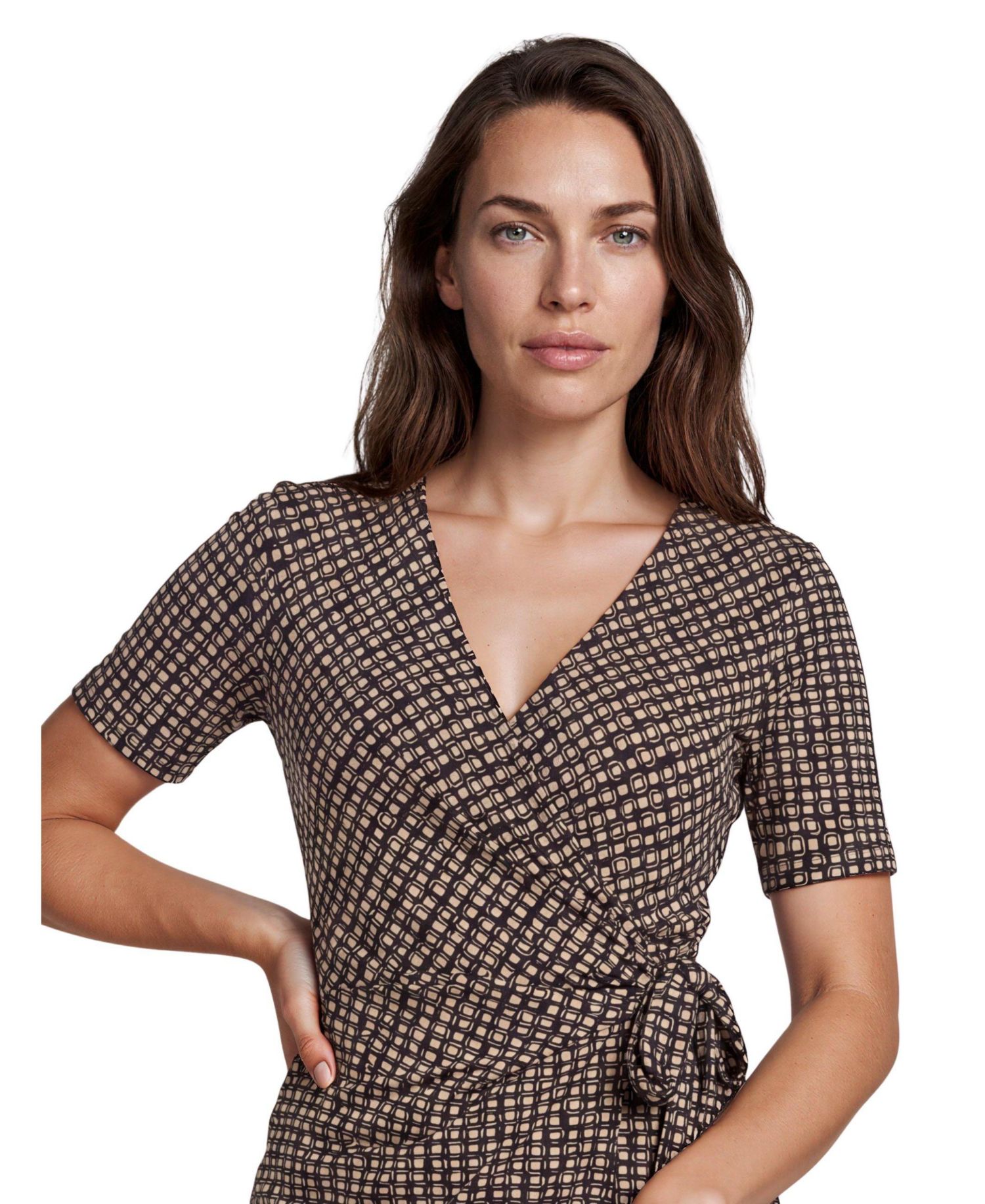 Women's Raven V-Neck Short-Sleeve Wrap Dress