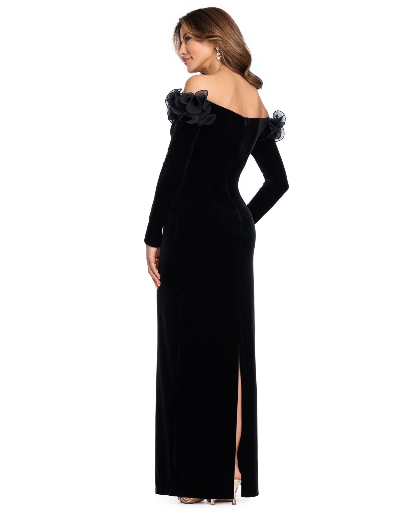 Женское платье XSCAPE Off-the-Shoulder Velvet Ruffled Gown, цвет: Чёрный — фото 4