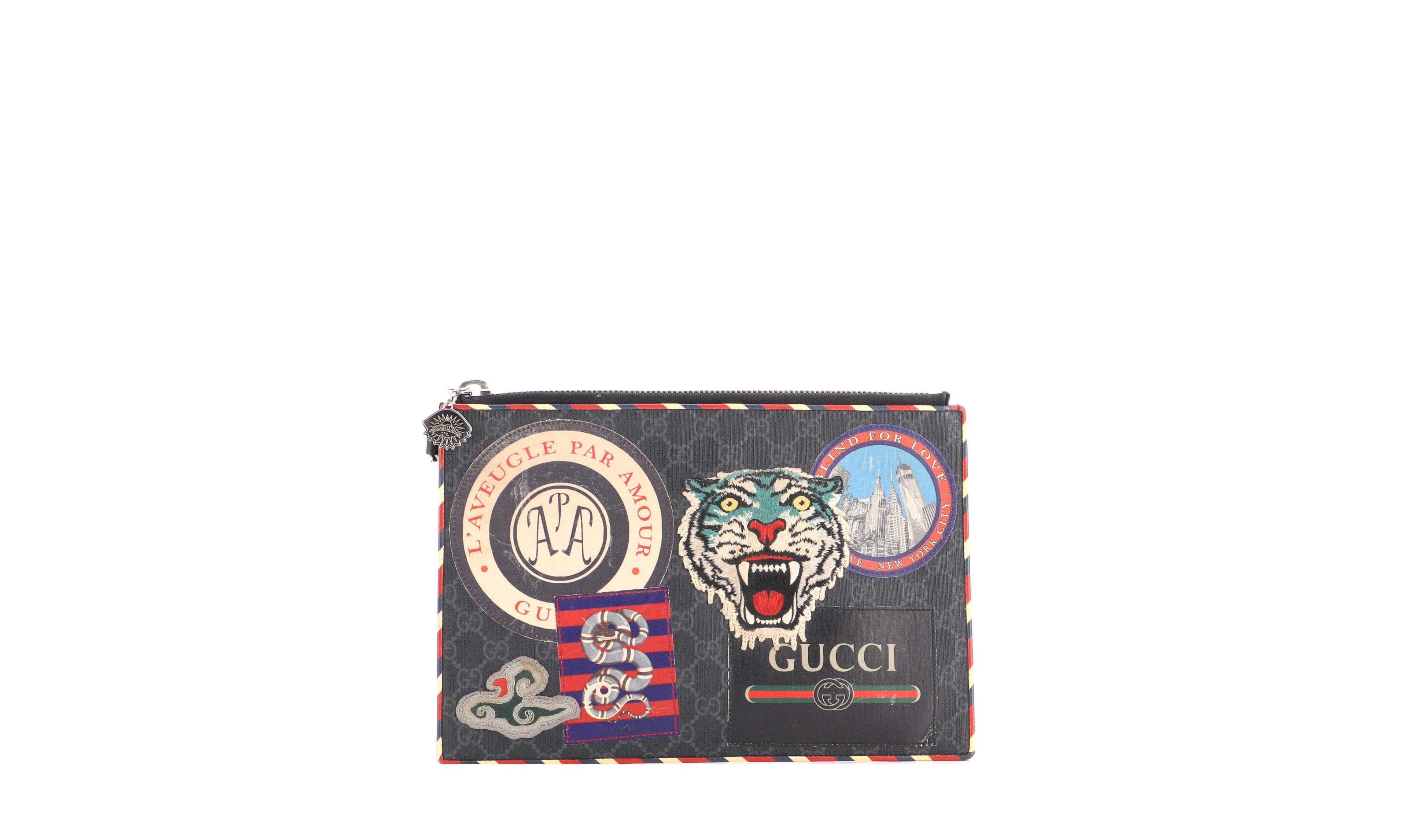 Pre-Owned Gucci Night Courrier Gg Coated Canvas with Applique Pouch