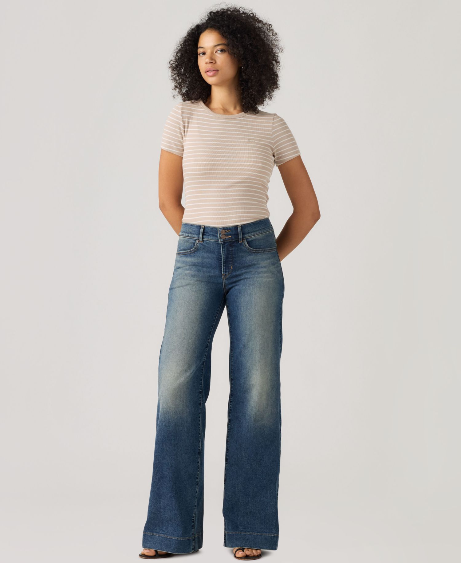 Women's 318 Mid-Rise Double-Button Wide-Leg Jeans