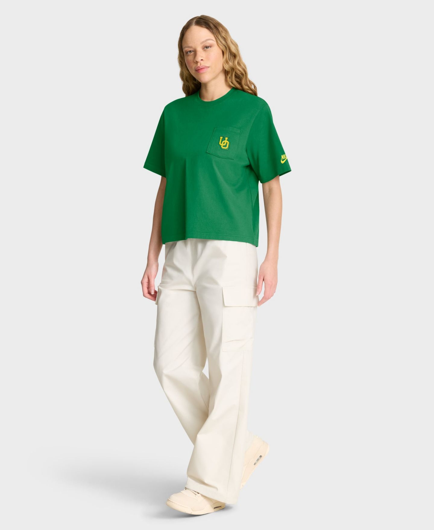 Женская футболка Nike Green Oregon Ducks Legacy Pocket Boxy — фото 3