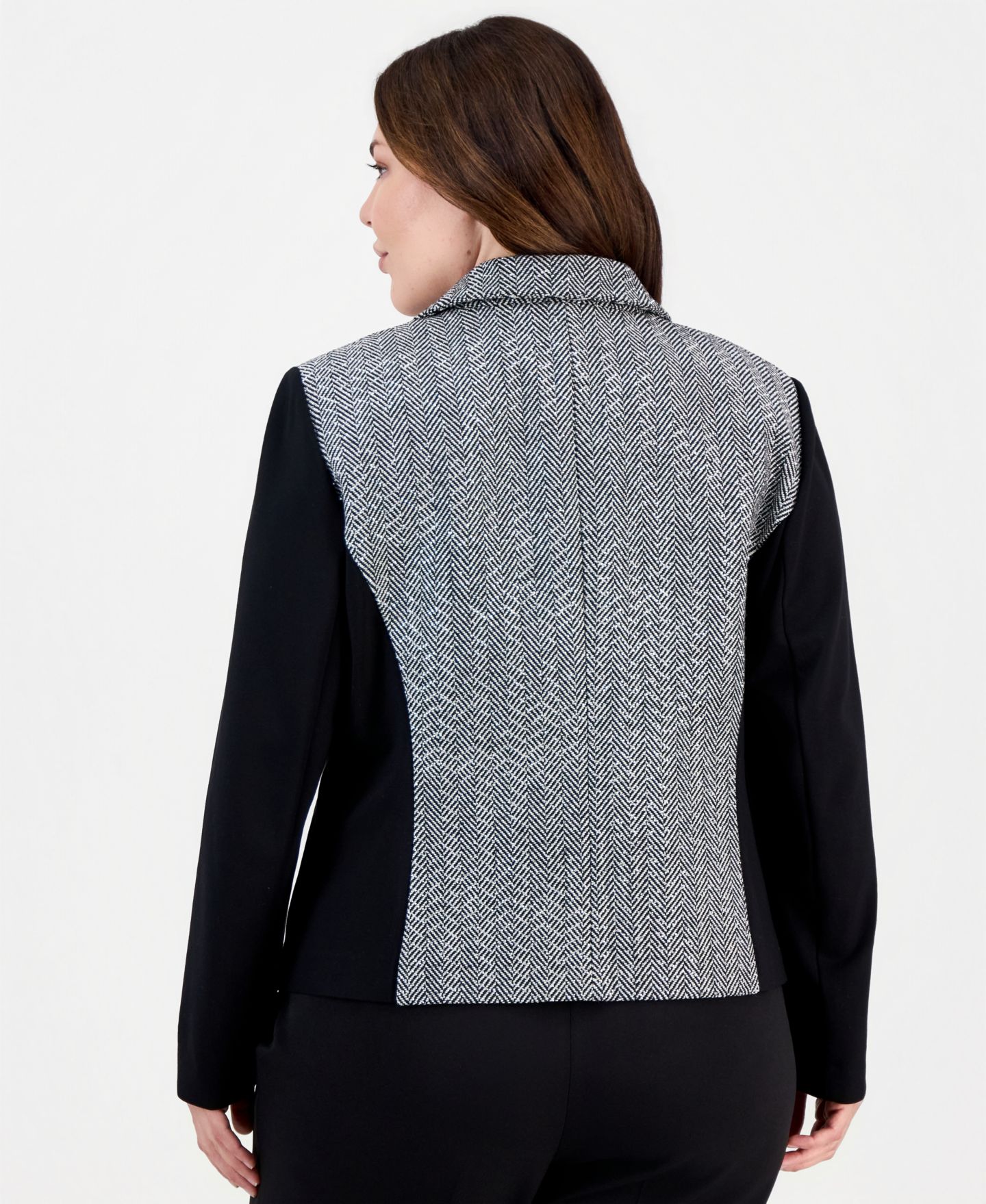 Женская куртка Anne Klein Plus Size Mixed Media Moto Cropped, цвет: Чёрный / Белый — фото 2