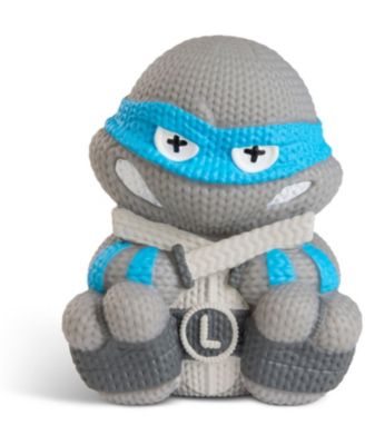 Teenage Mutant Ninja Turtles Leonardo Limited Edition Vinyl Figure, Ages 3+
